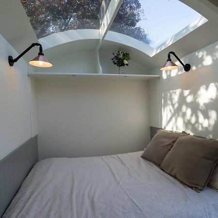 Bannfield Shepherds Hut Ballymoney Exterior foto